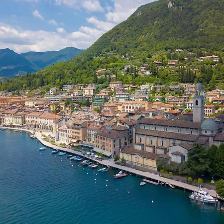 Hotel Cuba 300m From Garda 4*